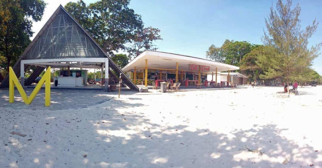 M Beach Lampung: Pesona Pantai yang Memikat di Lampung