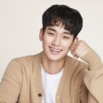 Kim Soo Hyun Sudah Tiba di Indonesia dan Siap Menyapa Fans
