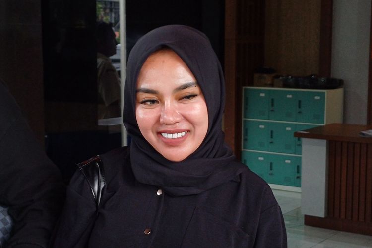 Medina Zein ingin Fokus ke Keluarga