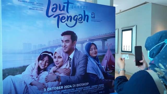 Berliana Kimberly: Penulis Novel “Laut Tengah” yang Menginspirasi